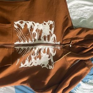 Skull sweatshirt medium